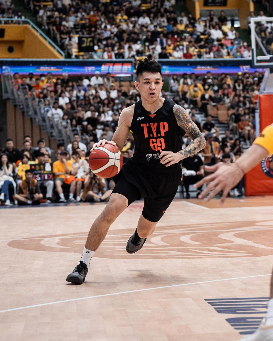 從第六人到 MVP！盧峻翔拿下 PLG 23-24 年度最有價值球員，領航猿抱三大獎成最大贏家！