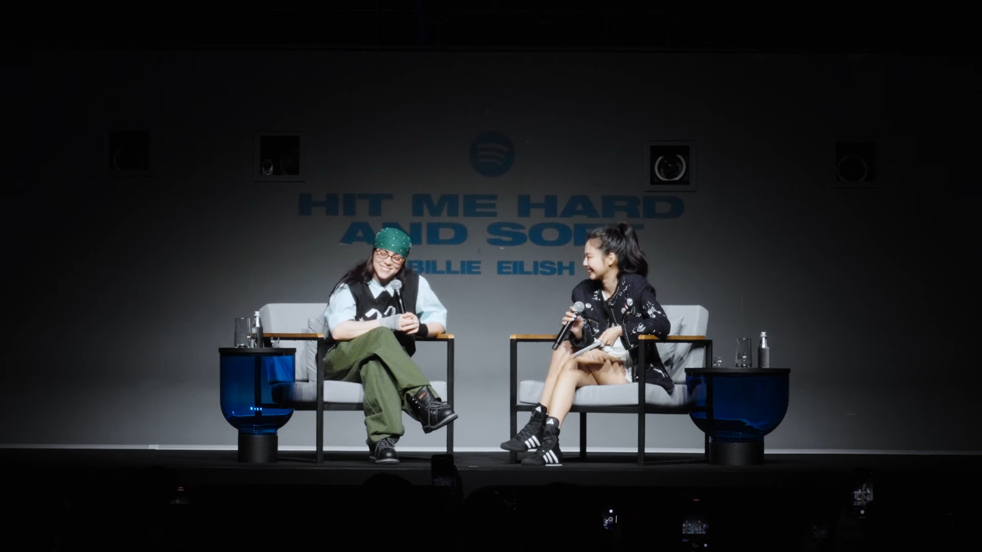 BLACKPINK Jennie & Billie Eilish 完整訪問上線！ 訪問竟含 Jennie 的 Solo 彩蛋？