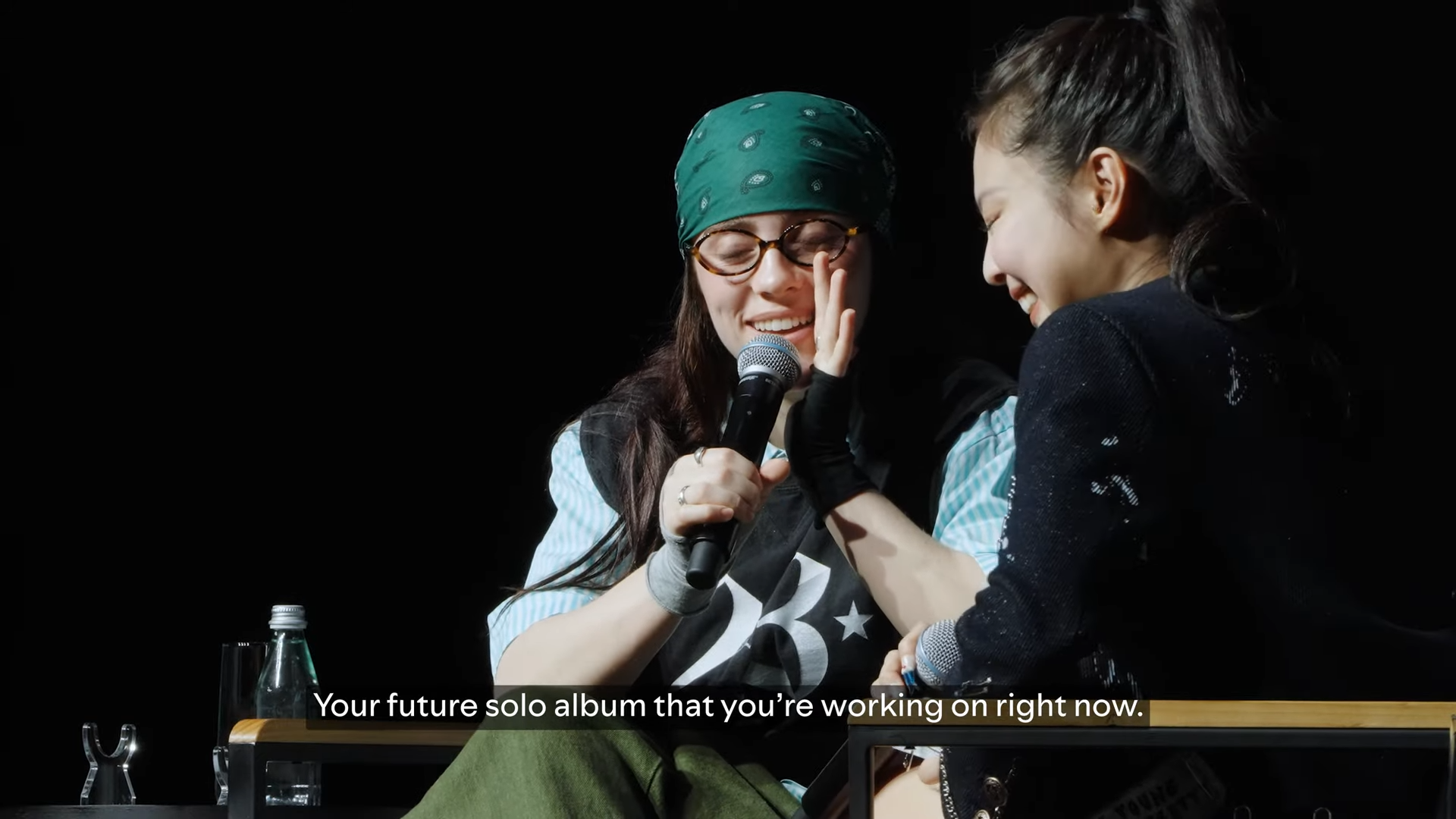 BLACKPINK Jennie & Billie Eilish 完整訪問上線！ 訪問竟含 Jennie 的 Solo 彩蛋？