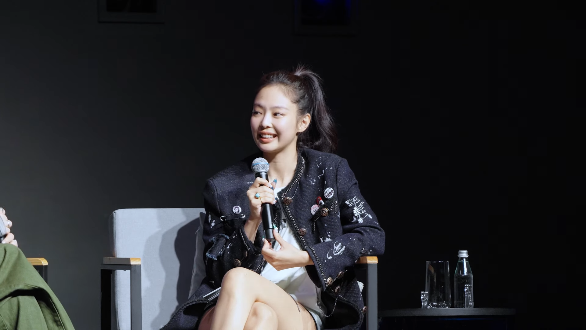 BLACKPINK Jennie & Billie Eilish 完整訪問上線！ 訪問竟含 Jennie 的 Solo 彩蛋？