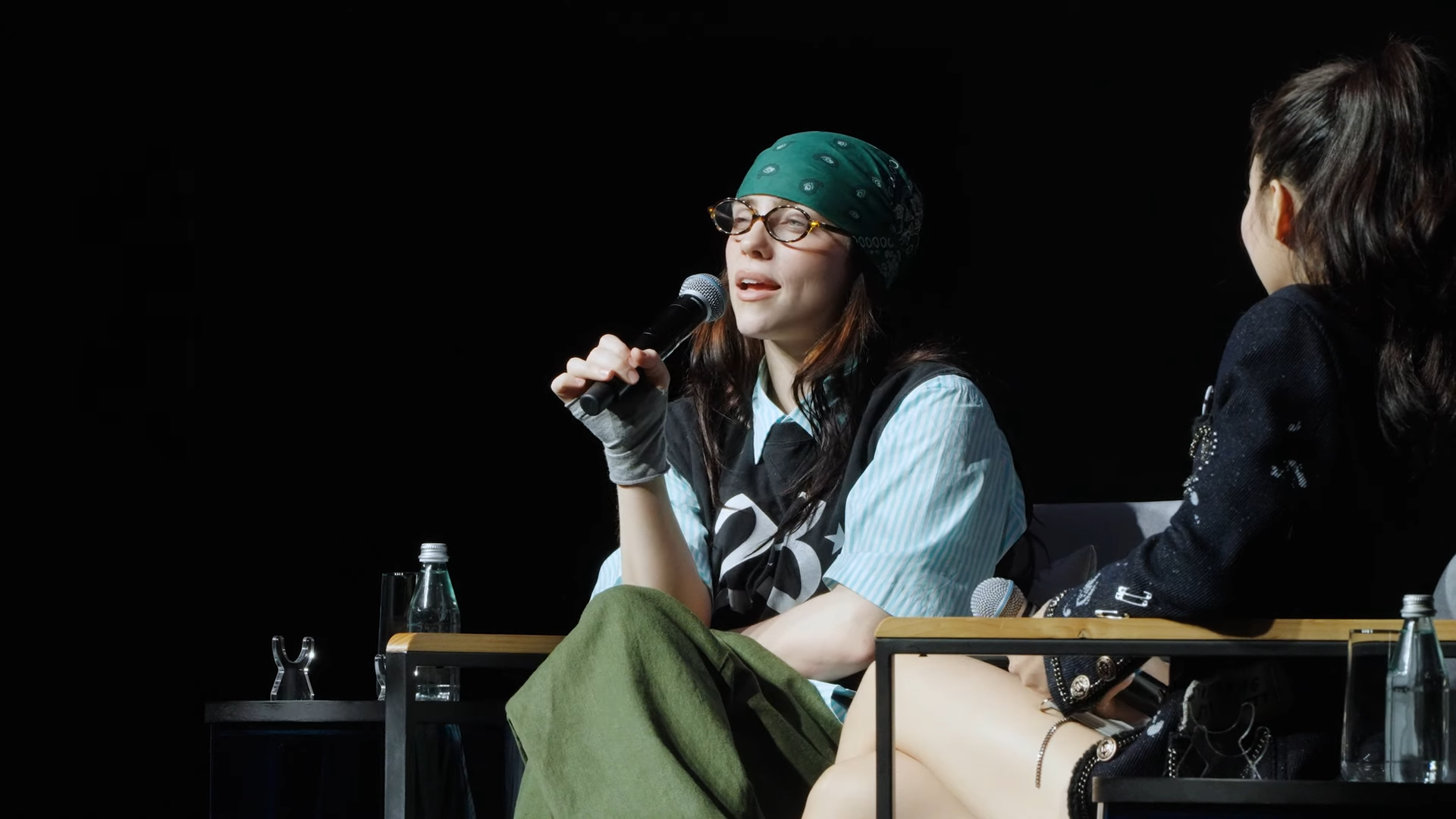 BLACKPINK Jennie & Billie Eilish 完整訪問上線！ 訪問竟含 Jennie 的 Solo 彩蛋？