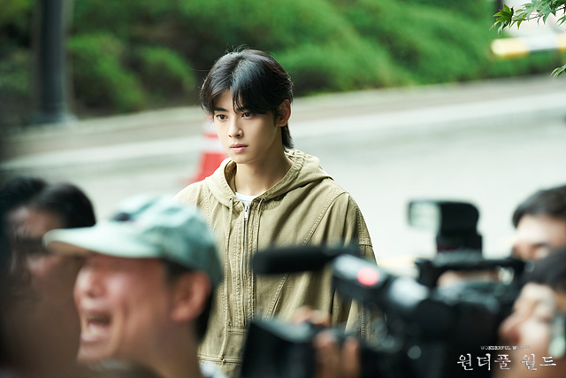 網友推薦 2024 Disney+ 必追韓劇片單！《搜查班長 1958》經典再改製引討論！《支配物種》創新世界觀超新穎！