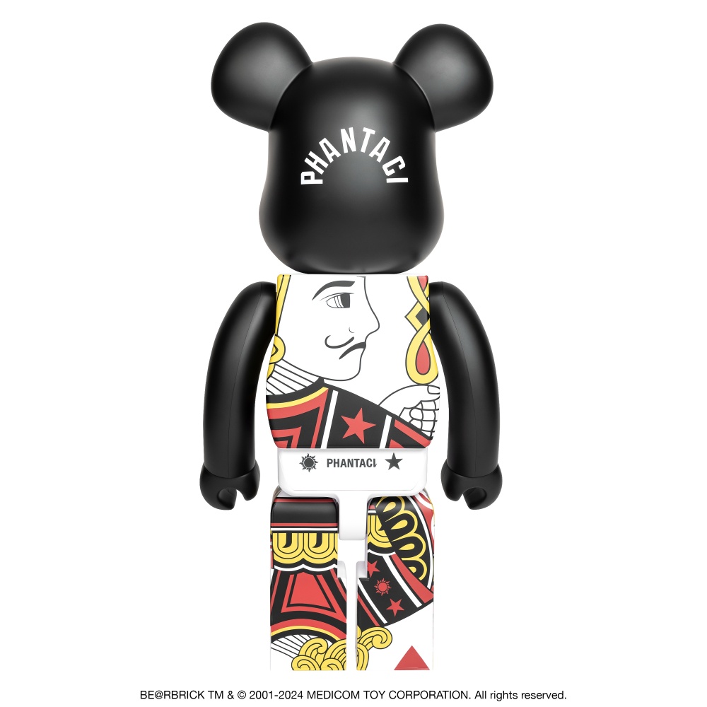 注入周董最愛的魔術元素！ PHANTACi x BE@RBRICK 全新聯名正式登場，Jay Chou 歌德字體超顯眼！