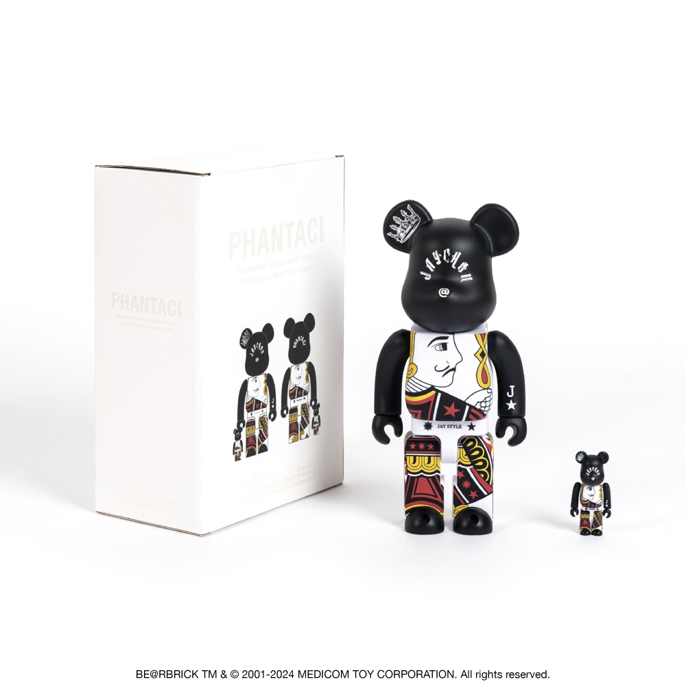 注入周董最愛的魔術元素！ PHANTACi x BE@RBRICK 全新聯名正式登場，Jay Chou 歌德字體超顯眼！