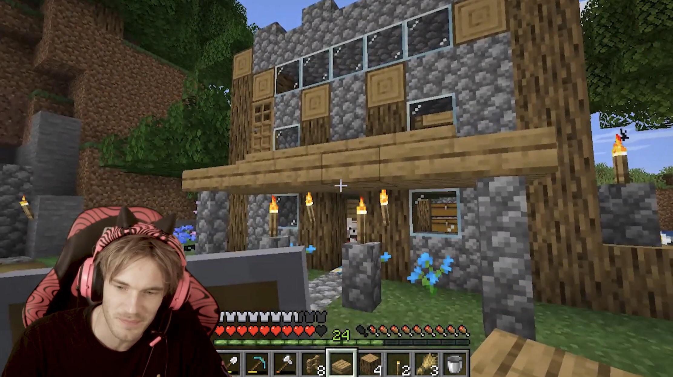 看著看著就哭了！辣個傳奇的男人回歸玩 Minecraft 了：「它依然是我最愛的遊戲」
