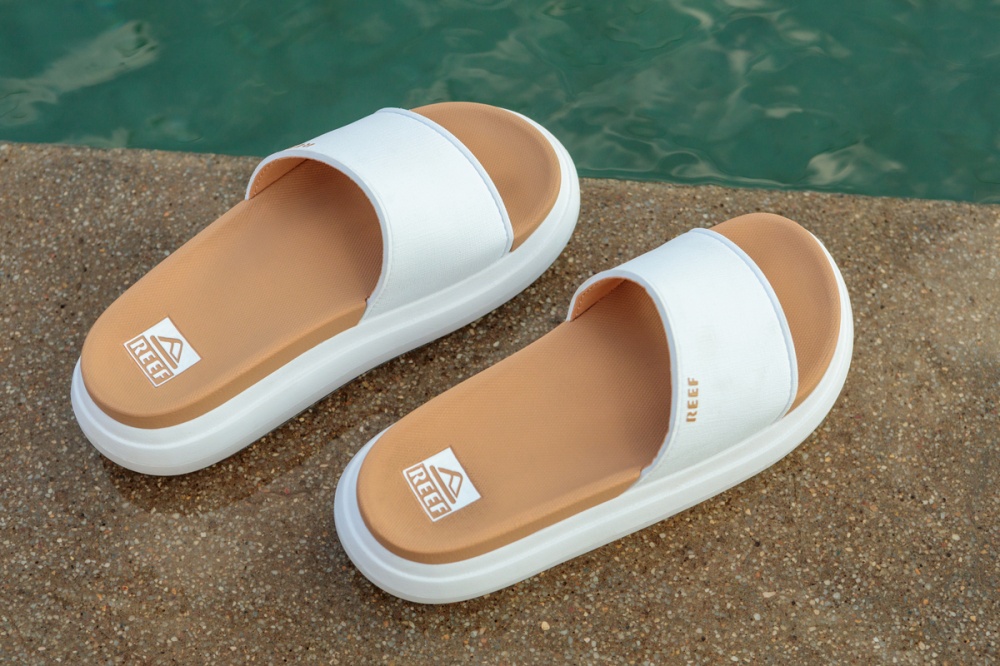 夏日拖鞋首選！加州知名休閒鞋履 REEF 40 週年推氮氣 EVA 科技，時尚舒適一次搞定！