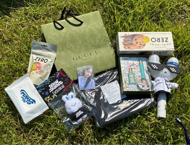 超寵粉！NewJeans 逆應援送要價近 5 千元的「 Gucci 香水組」給粉絲！粉：上次也很狂⋯⋯