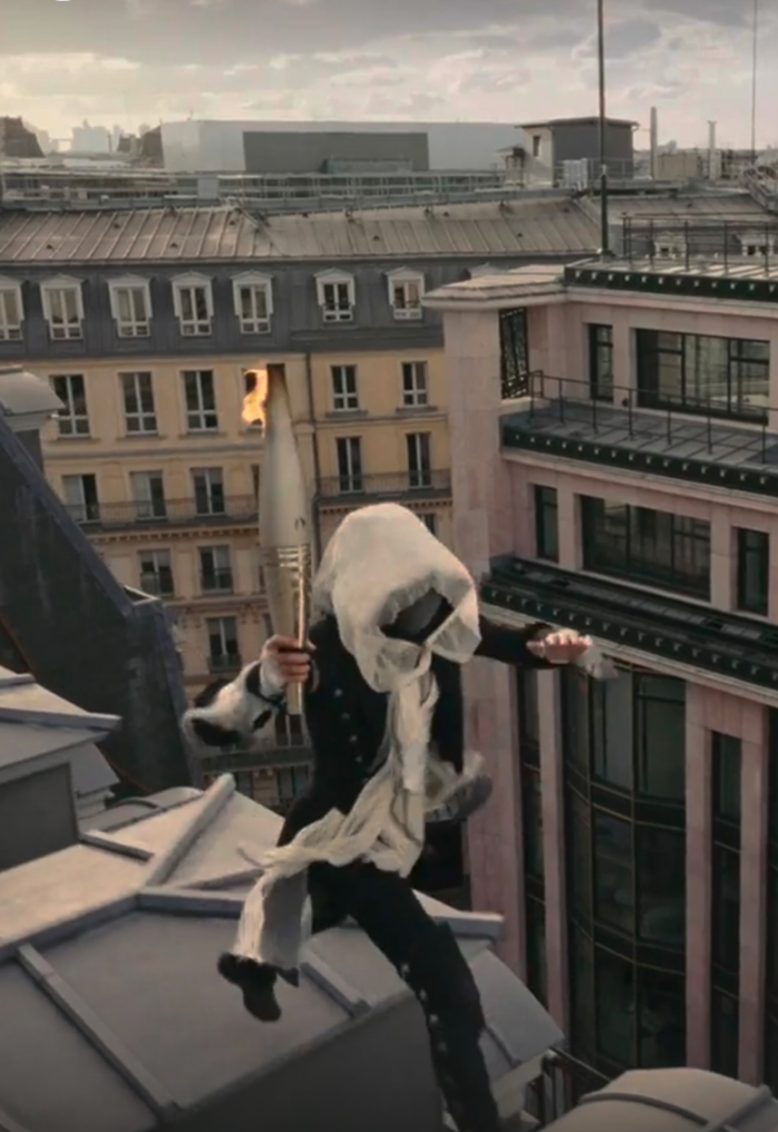 巴黎奧運｜菲董擔任壓軸火炬手！小小兵偷走蒙娜麗莎？2024 巴黎奧運開幕儀式亮點一次看！