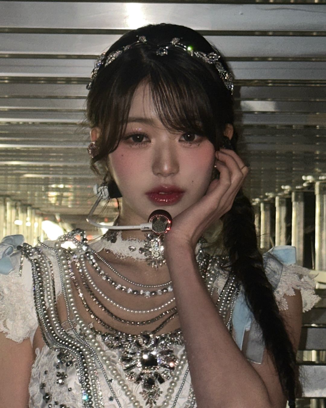 19 歲張員瑛上節目被叫「阿姨」！當場尷尬反應全曝光，網：「太可愛了」