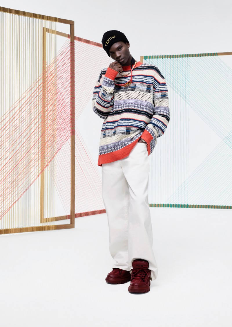 不僅是 F1 冠軍！「最會穿的車手」Lewis Hamilton 成為 Dior 男裝品牌大使，還將推出合作系列！