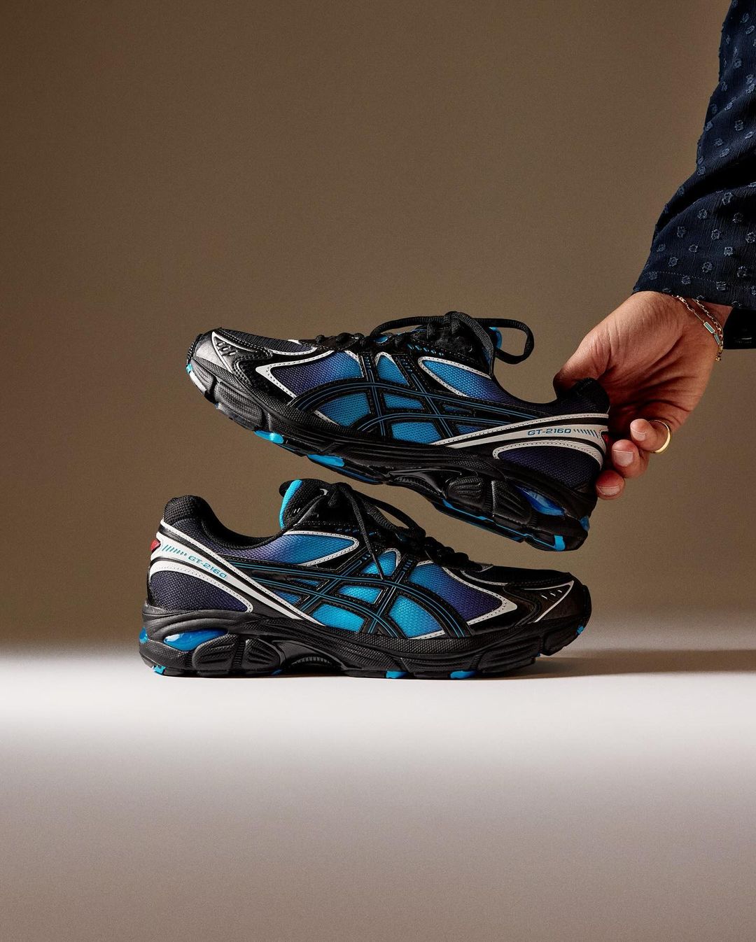 五款經典角色版本釋出！KITH x Marvel x ASICS 三方聯名重磅曝光，滿載細節誠意十足！