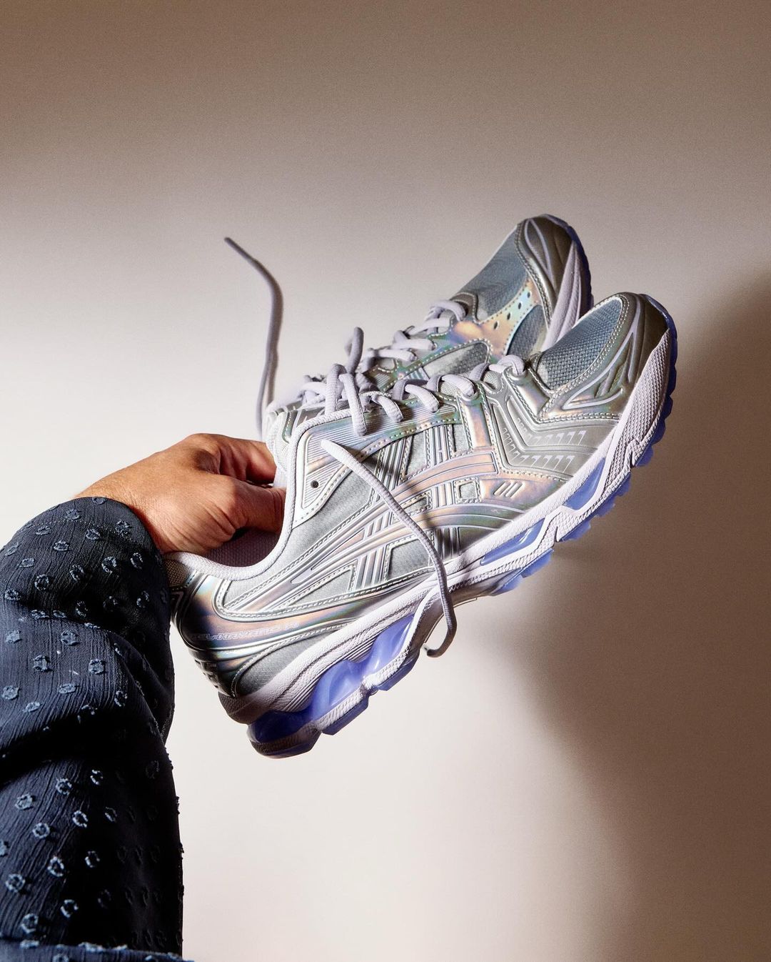 五款經典角色版本釋出！KITH x Marvel x ASICS 三方聯名重磅曝光，滿載細節誠意十足！