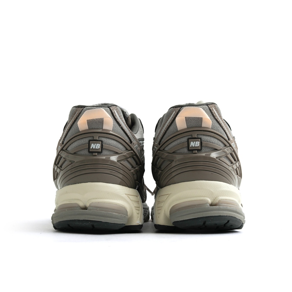 台灣販售預告｜聯名服飾也超欠收！ INVINCIBLE x N.HOOLYWOOD x NEW BALANCE 全新 M1906NIH 即將開賣