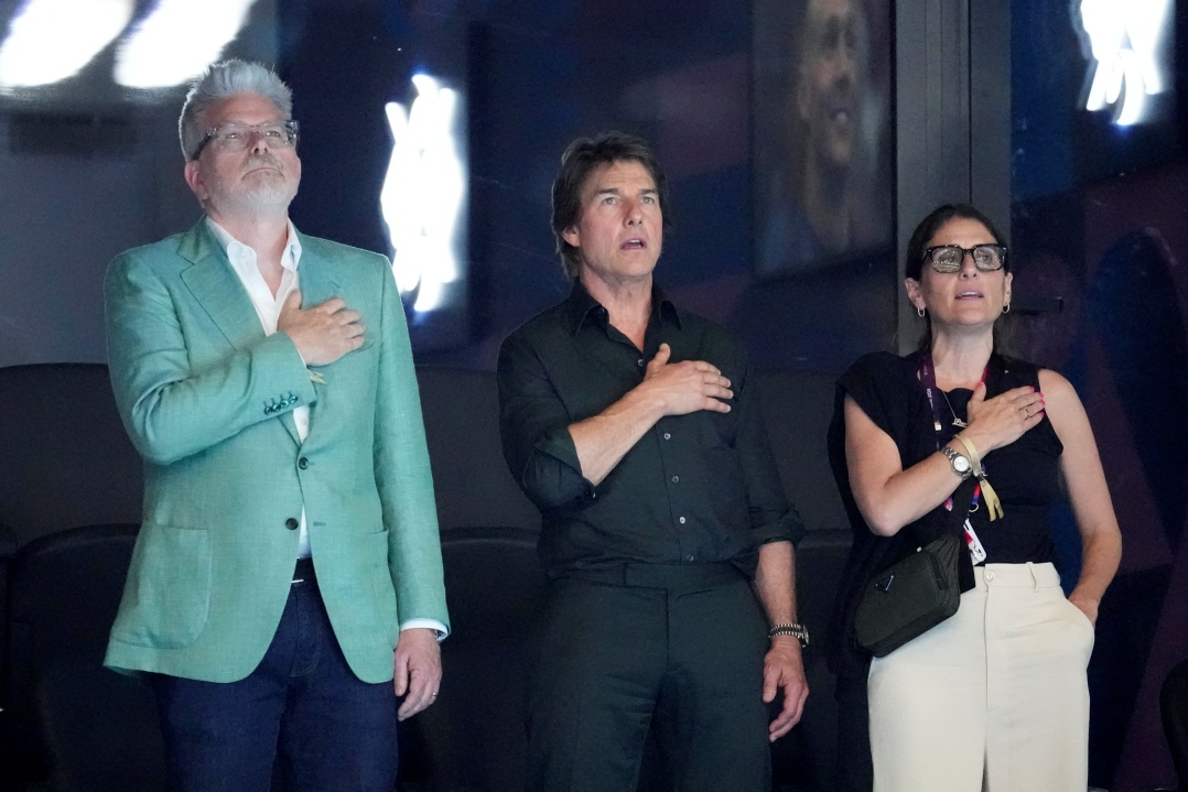 巴黎奧運｜62 歲阿湯哥將在奧運閉幕式上演「史詩級特技」將旗幟傳遞給洛杉磯！