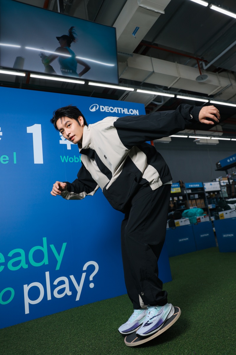 曹佑寧攜手運動愛好者挑戰「迪卡儂盃 全民運動會」，靠著拿手棒球逆轉獲勝！