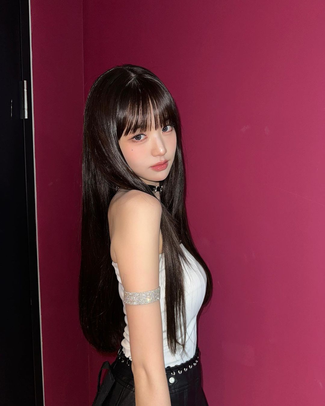 歷史第一人？17 歲男偶像對張員瑛「開黃腔」出道 2 天被炎上到退團