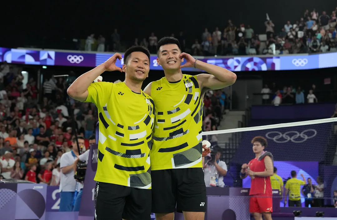 李洋生日快樂！王齊麟「大寶貝來祝福嘍！」上萬網友笑讚：好閃！