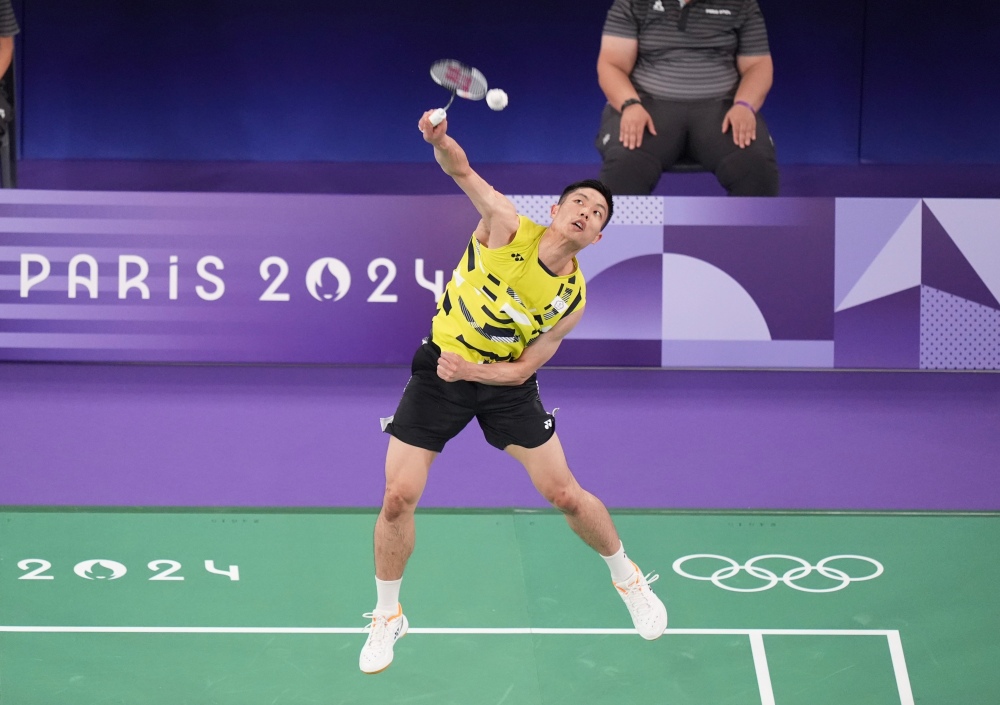 巴黎奧運｜個人失誤太多！周天成不敵22歲印度好手，止步羽球男單八強！