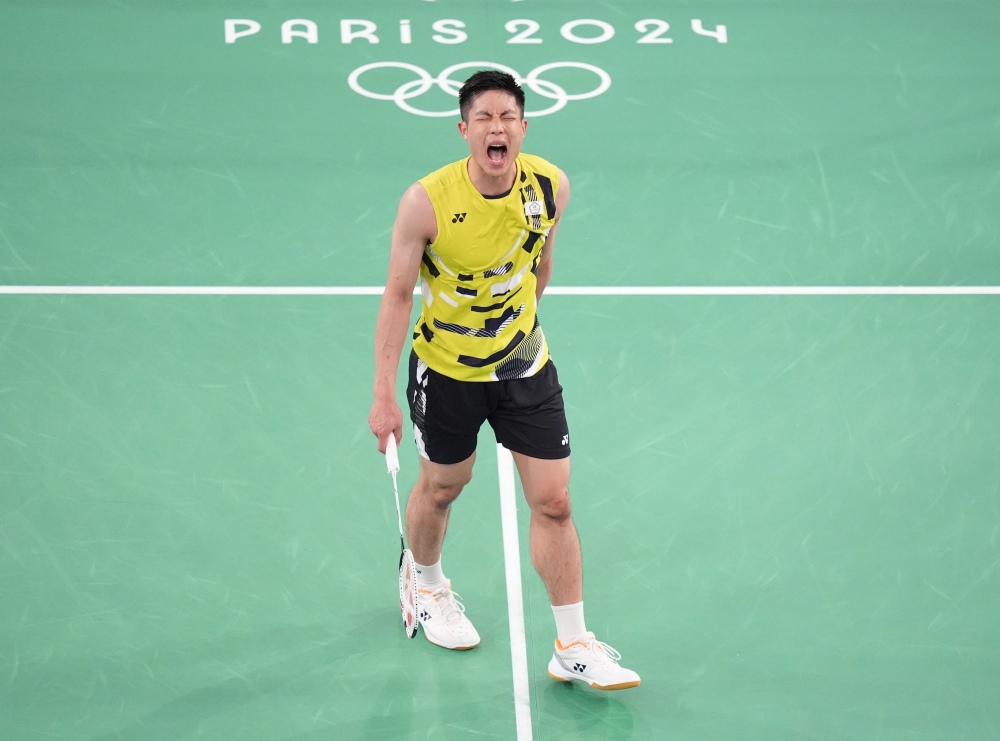 巴黎奧運｜個人失誤太多！周天成不敵22歲印度好手，止步羽球男單八強！