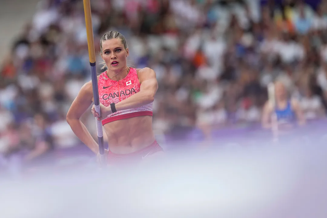 巴黎奧運｜加拿大撐竿跳正妹勇奪銅牌！成人平台 OnlyFans「兼職」身份引熱議