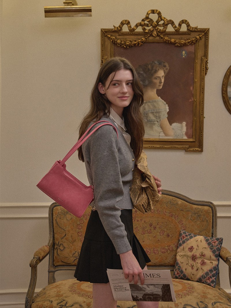 不用找代購！Red Velvet Wendy、金寶拉等女神的愛包 「DIERNEAS」現在台灣也買得到！