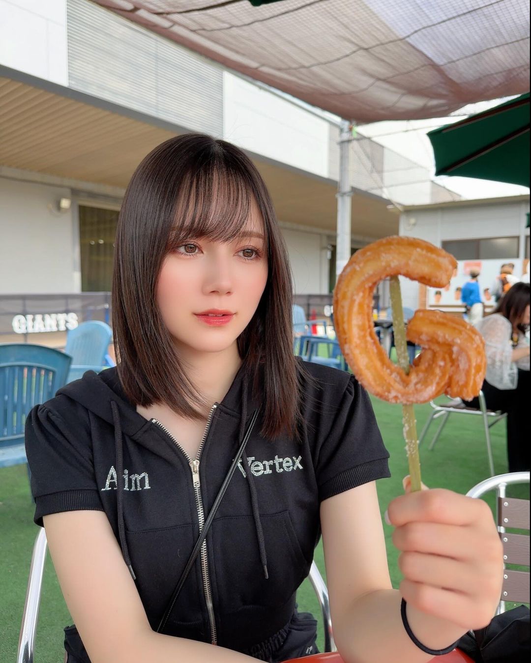 這樣的「空靈女神」你看過嗎？親妹妹曝光 涼森玲夢 鬼臉圖像，引發粉絲大讚：什麼表情都漂亮