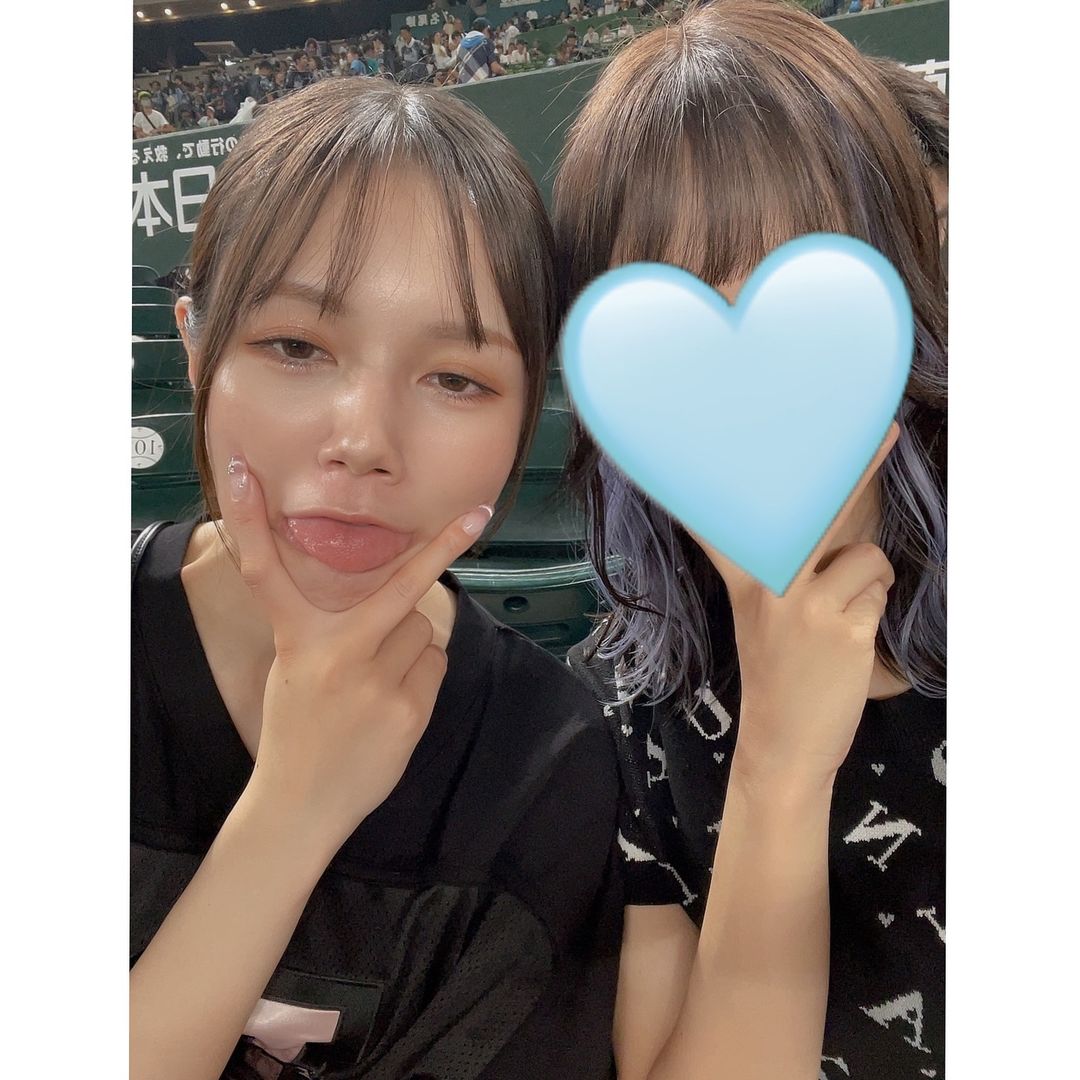 這樣的「空靈女神」你看過嗎？親妹妹曝光 涼森玲夢 鬼臉圖像，引發粉絲大讚：什麼表情都漂亮