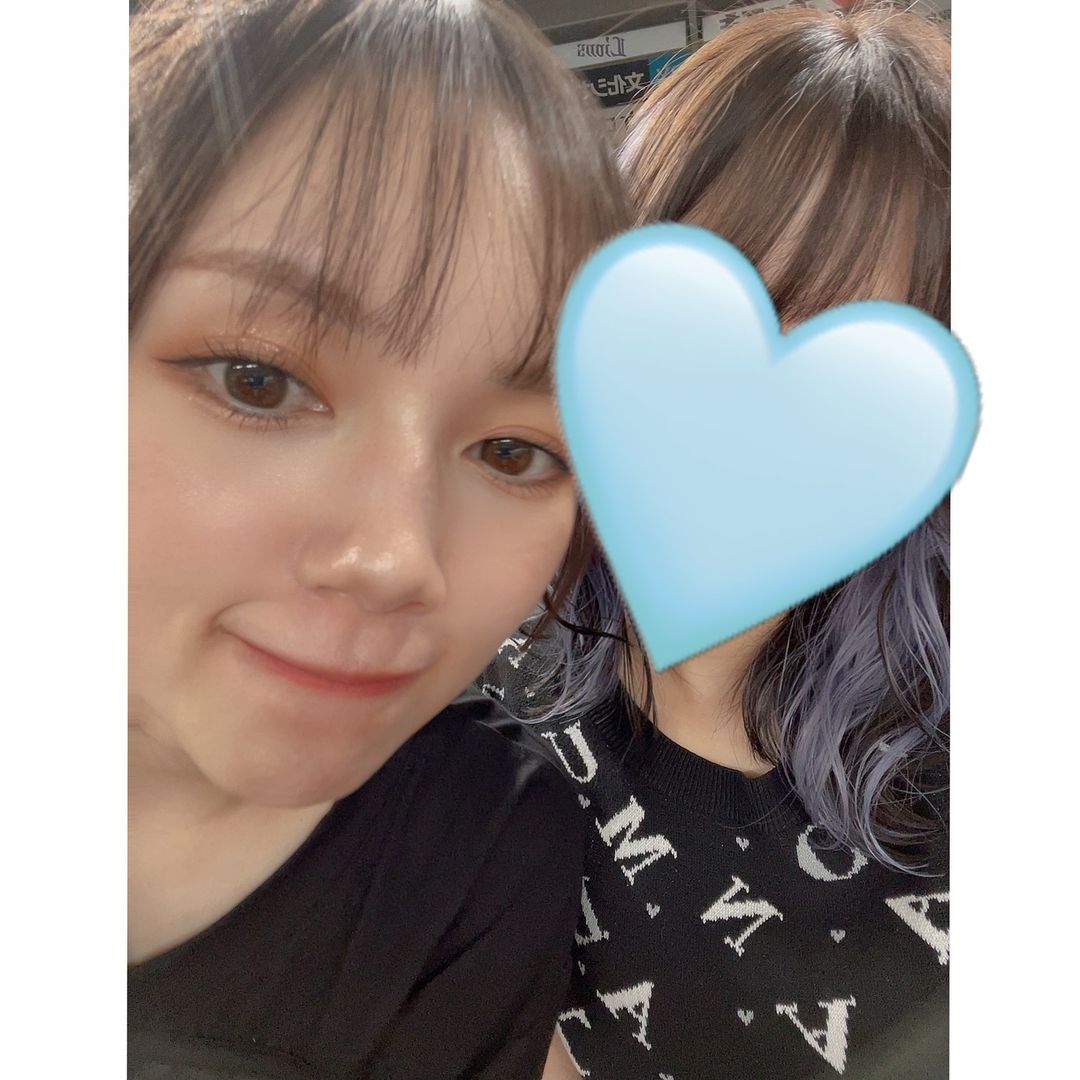 這樣的「空靈女神」你看過嗎？親妹妹曝光 涼森玲夢 鬼臉圖像，引發粉絲大讚：什麼表情都漂亮