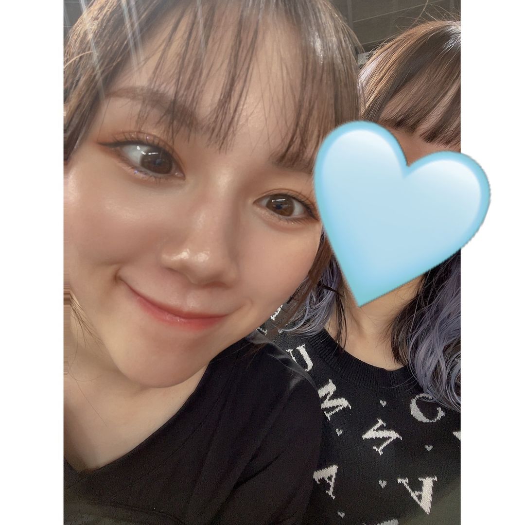 這樣的「空靈女神」你看過嗎？親妹妹曝光 涼森玲夢 鬼臉圖像，引發粉絲大讚：什麼表情都漂亮