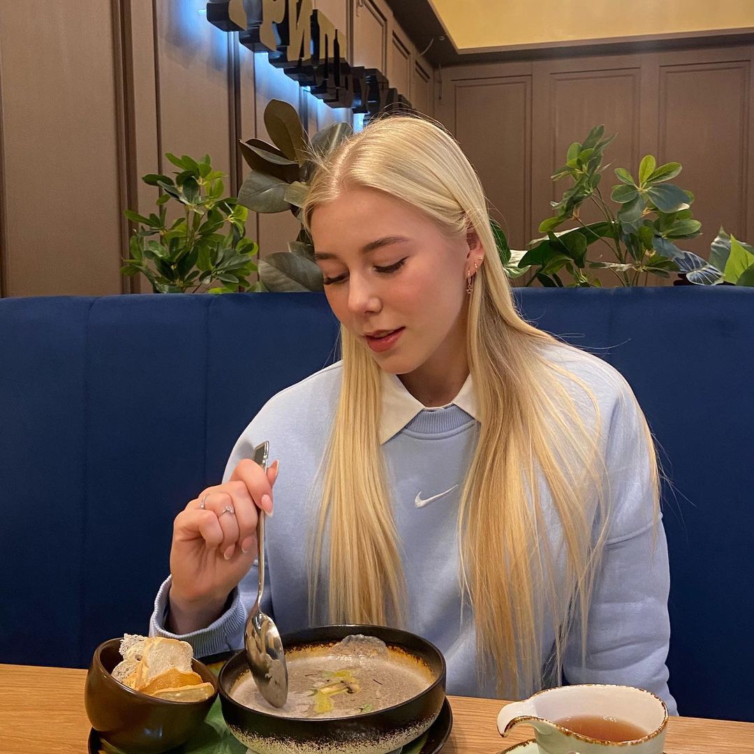 巴黎奧運｜最美奧運遺珠！俄羅斯正妹選手 Polina Parfenenko 無緣參賽，金髮碧眼、亮麗美貌令人驚豔！