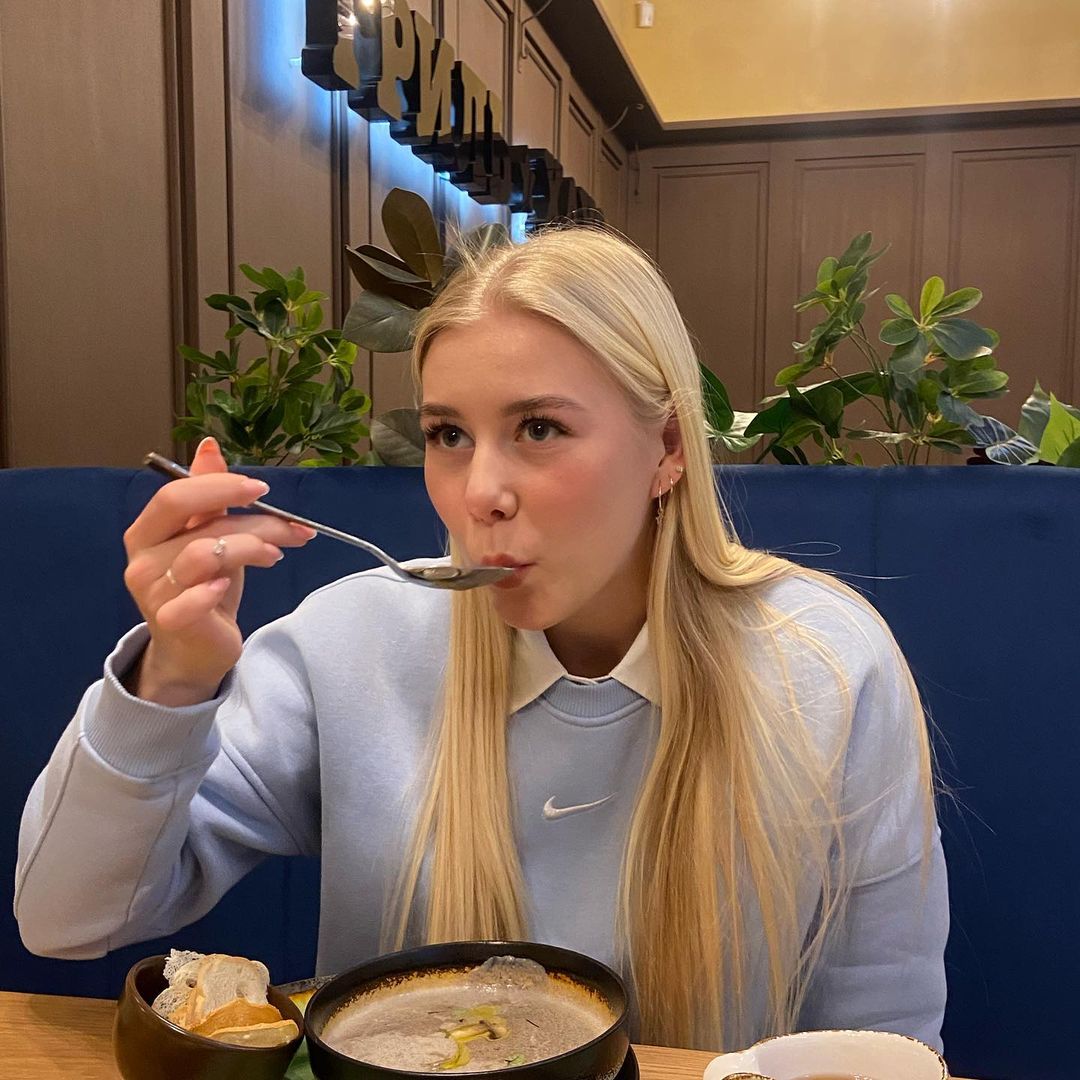 巴黎奧運｜最美奧運遺珠！俄羅斯正妹選手 Polina Parfenenko 無緣參賽，金髮碧眼、亮麗美貌令人驚豔！