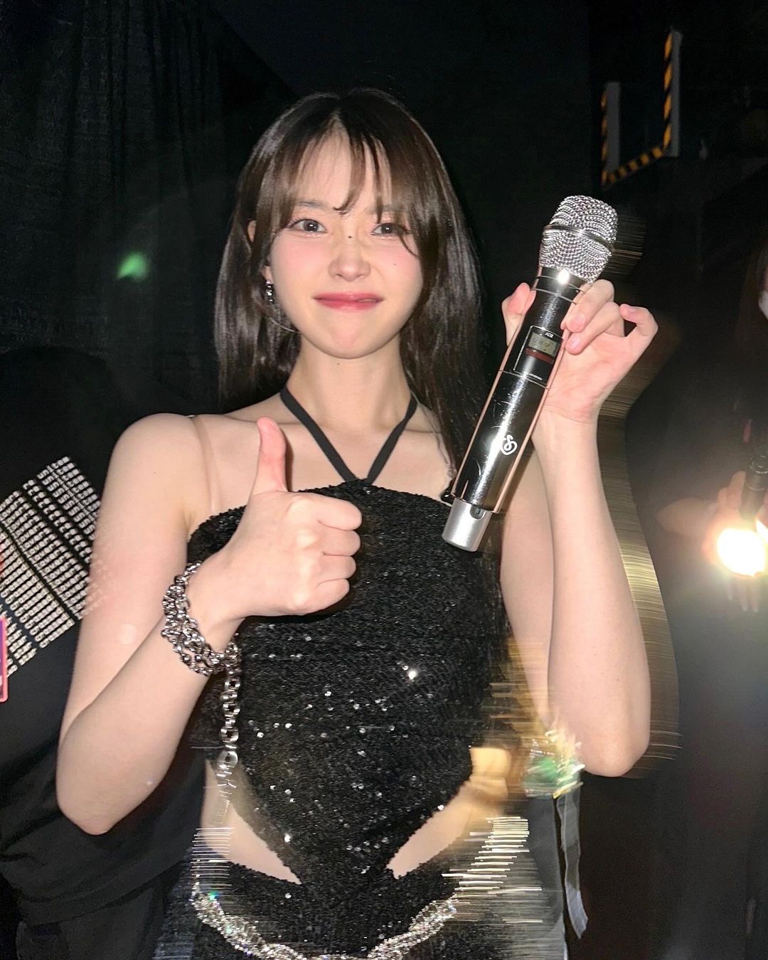 這是什麼佛心老闆！IU 巡演結束為 100 名工作人員買商務艙機票！網：還有缺人嗎？
