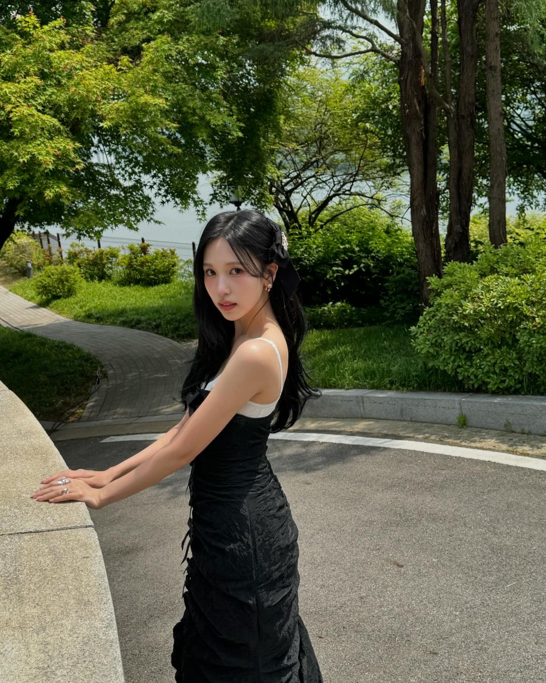 絕美形象照曝光！TWICE Mina 成為 BOUCHERON 寶詩龍品牌大使！