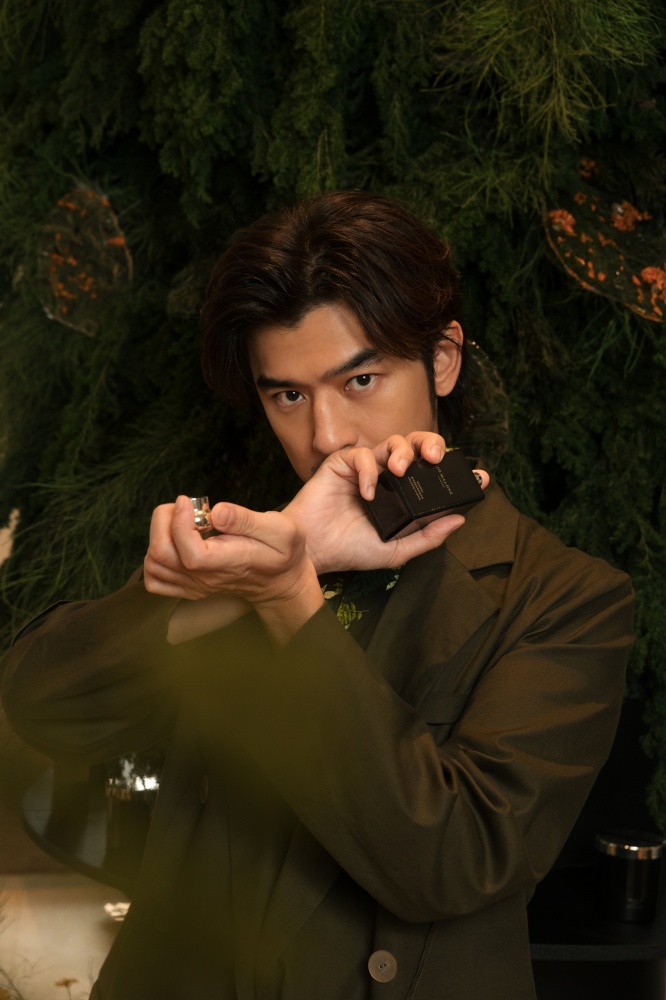 森林系男神陳柏霖愛用！ Jo Malone London 木質香氛「檜木與雪松芳醇香水」全新登場，日式森林浴沉穩靜謐的治癒能量！