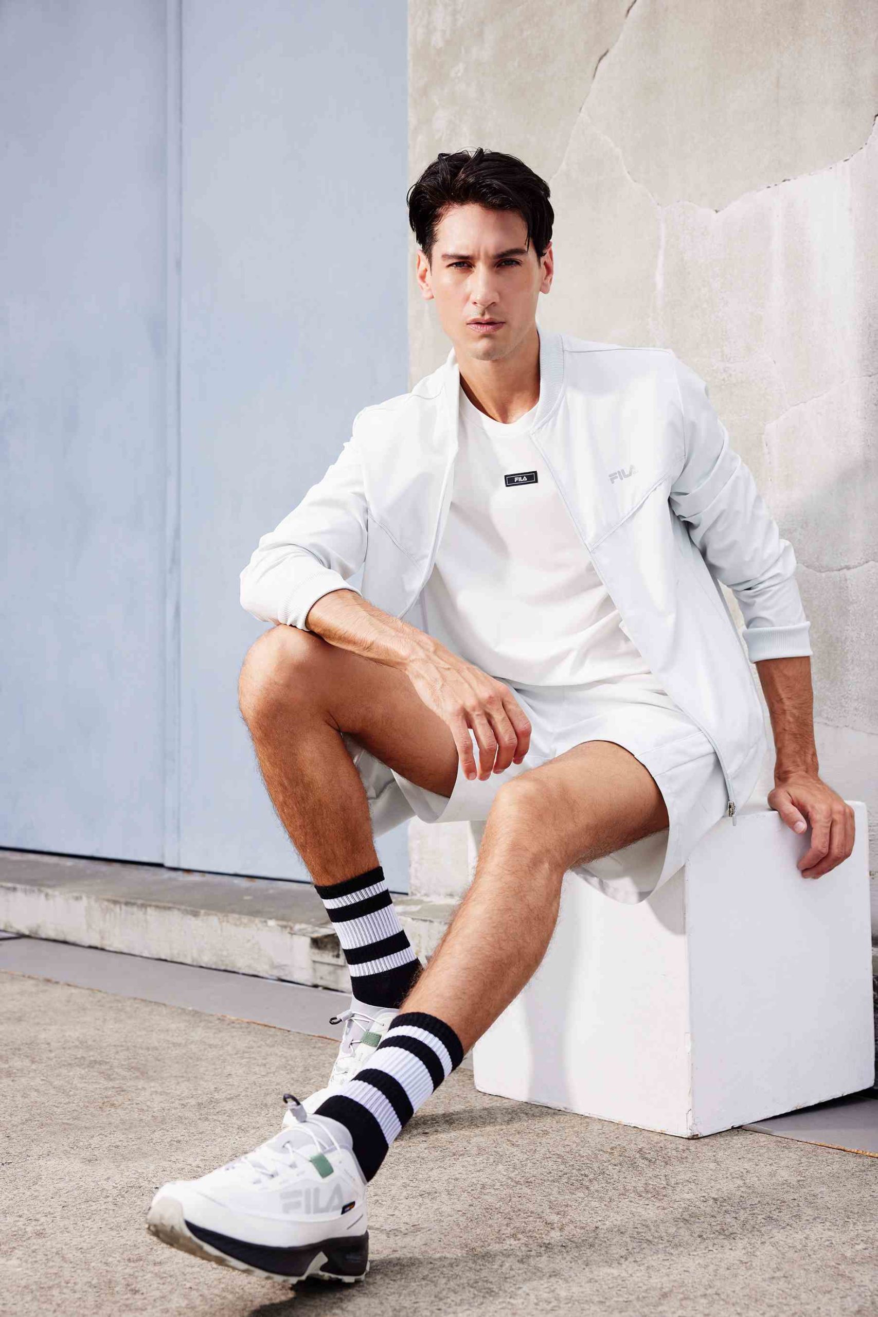 FILA 秋冬時尚來襲！韓韶禧同款跑鞋曝光 簡直美到發瘋！