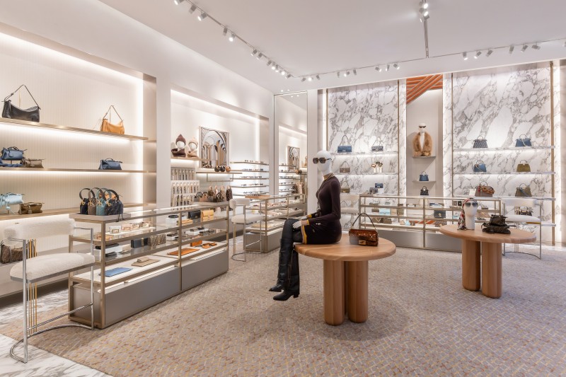 RAIN 來了！FENDI 台北 Diamond Towers 專門店正式開幕！還推出全台唯一限量新品！