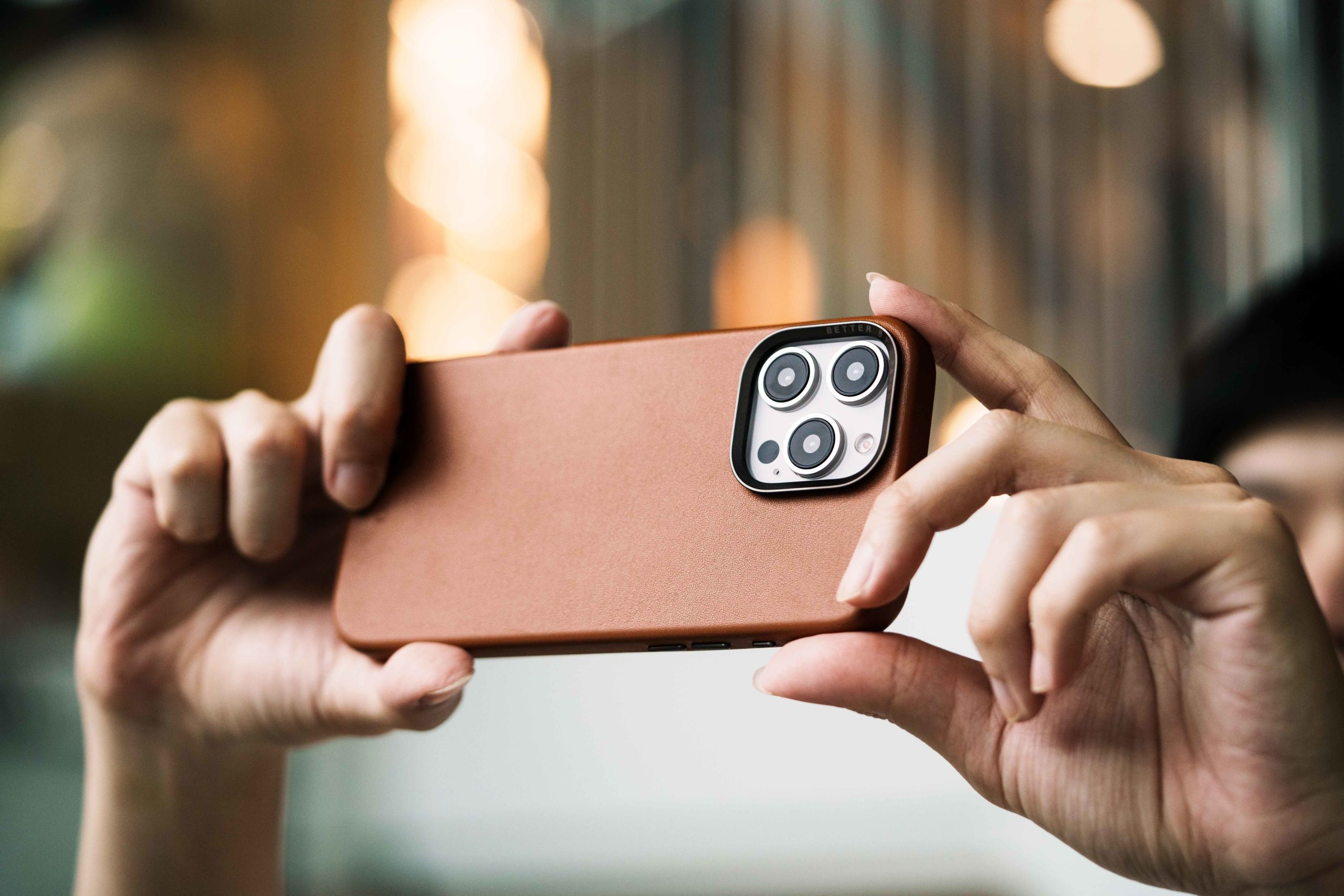 iPhone 16 手機殼編輯這樣選！品質設計御三家 爆推款式一次看！