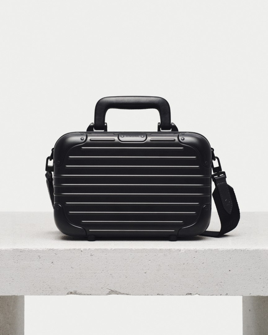 向經典致敬！行李箱之王開拓精品包袋新領域「RIMOWA ORIGINAL BAG」可背、可提超百搭