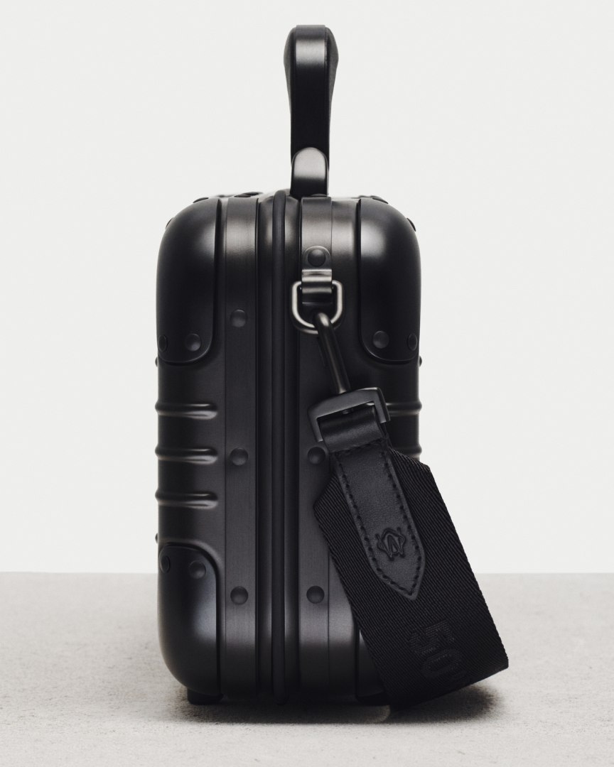 向經典致敬！行李箱之王開拓精品包袋新領域「RIMOWA ORIGINAL BAG」可背、可提超百搭