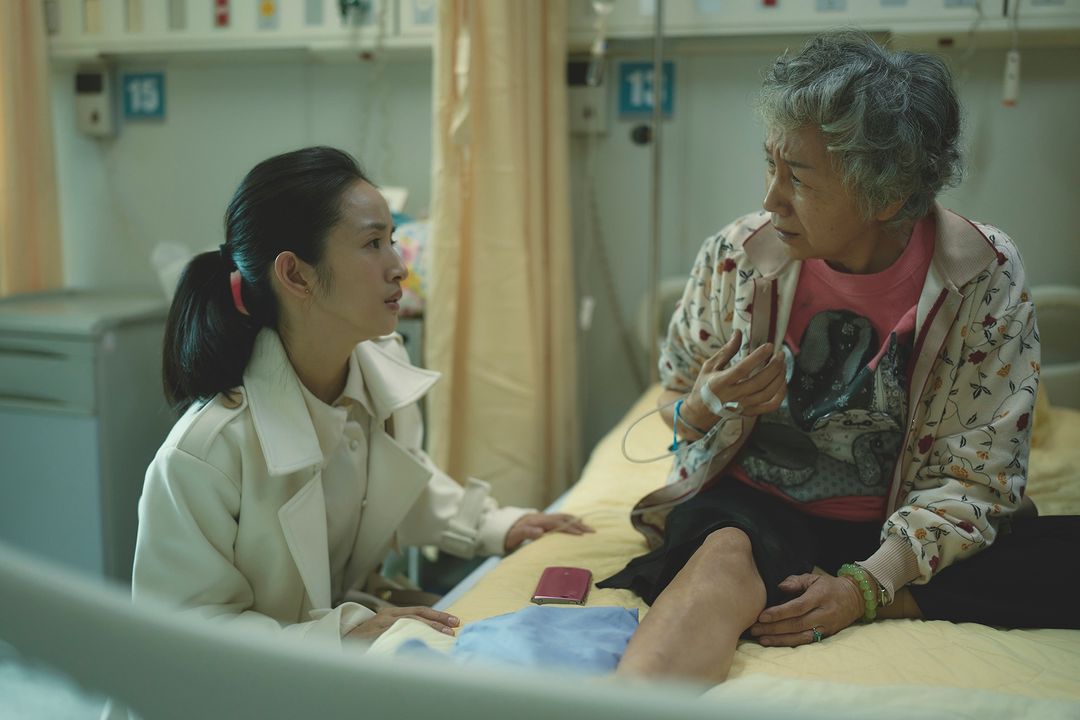 《不夠善良的我們》4 大要角 All In！林依晨、許瑋甯情敵再爭視后，柯震東首度入圍金鐘，賀軍翔出道 21 年搶視帝！