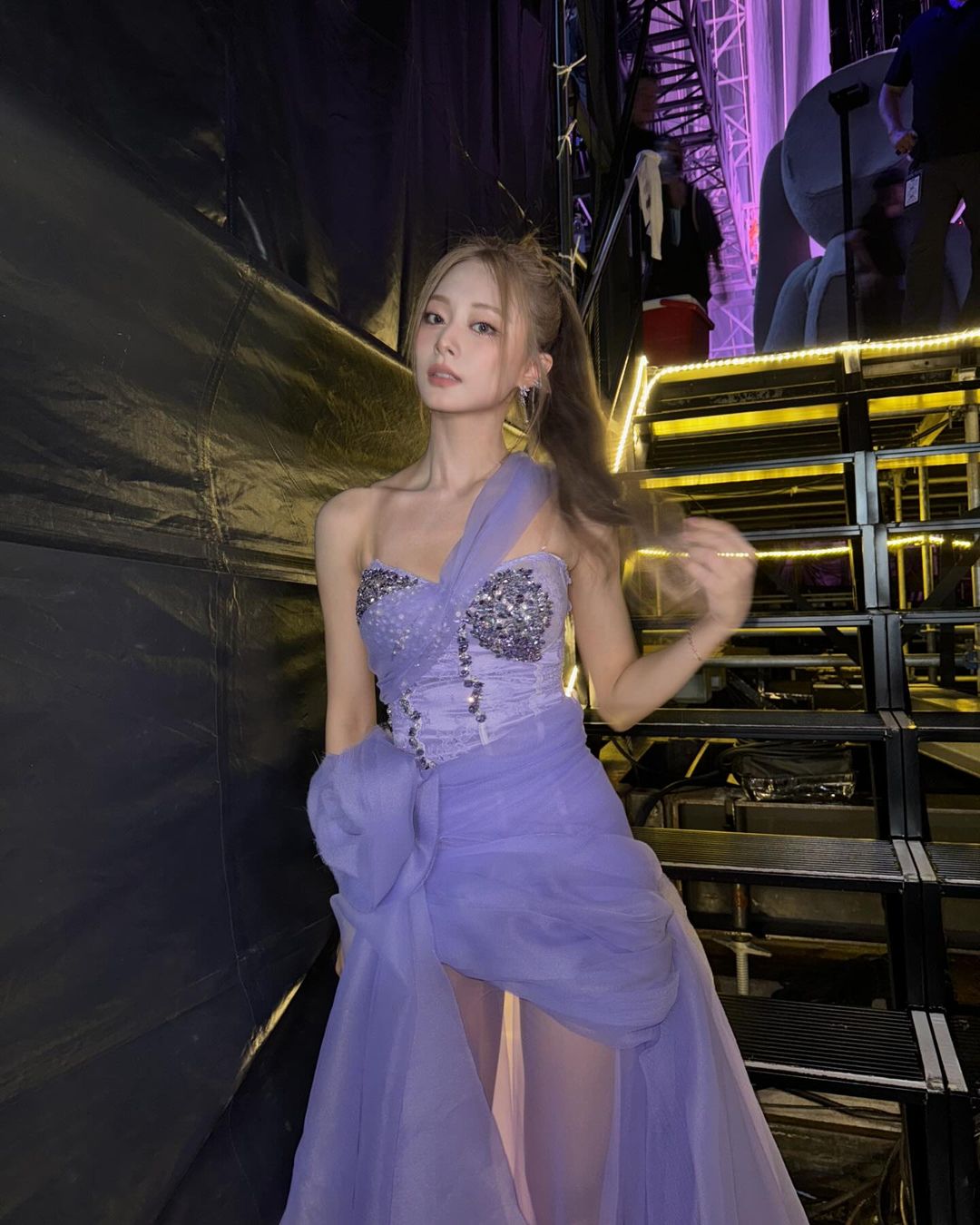 周子瑜 SOLO 出道！(G)I-DLE 舒華連 3 Po 力挺，溫暖喊話：「我們永遠是妳的後盾」