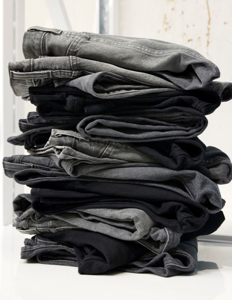 Clean Fit 神裝再次襲來！ Levi’s® x JJJJound 全新第二彈 2024 秋季聯名限量登台