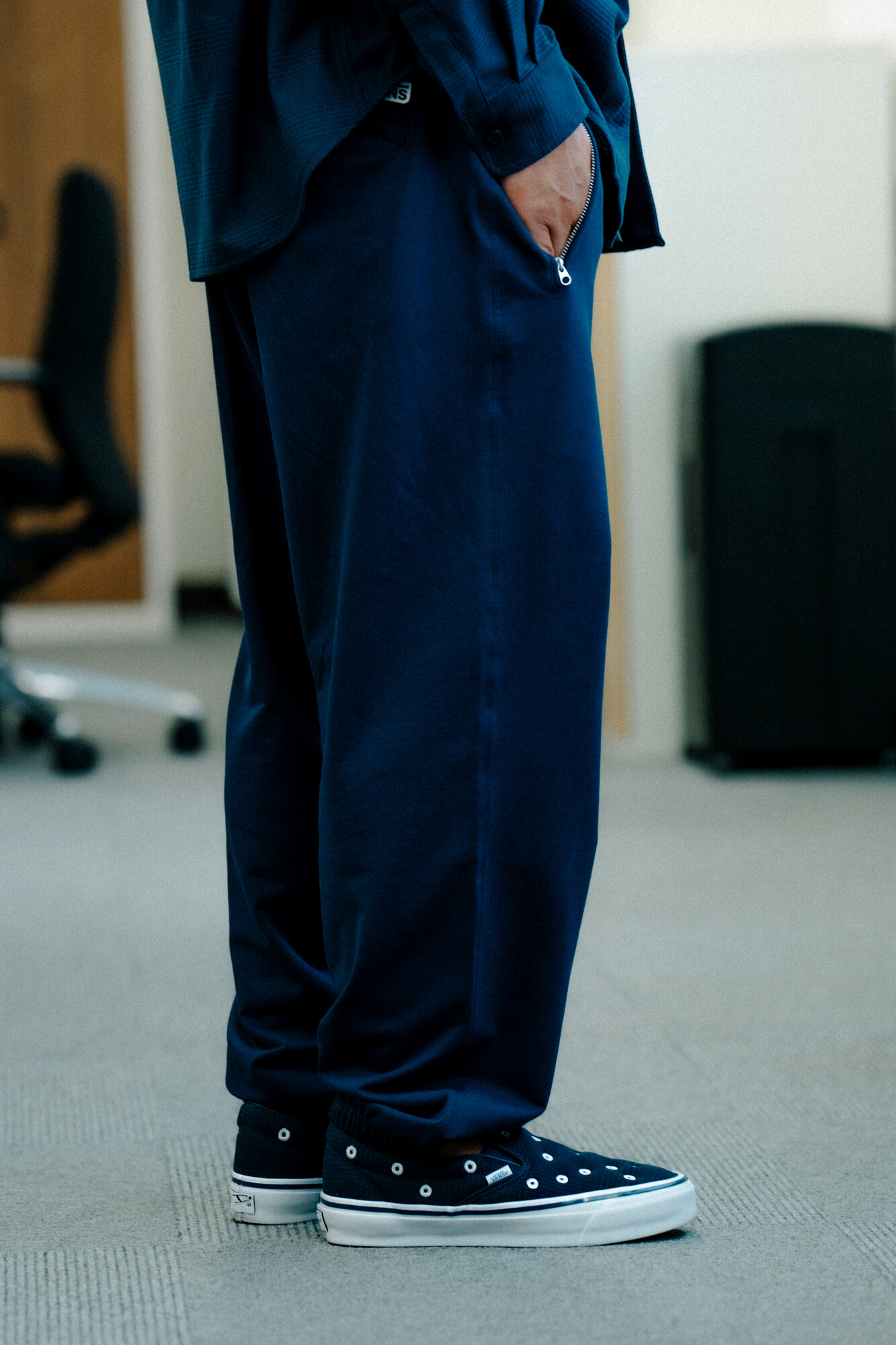 Vans Tokyo Design Collective東京設計師全新系列：融合 90 年代原宿風格與倫敦龐克態度，釋放電流般的叛逆能量！