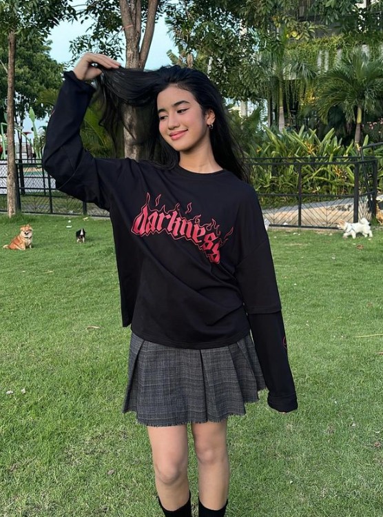 LISA 接班人出現？傳柬埔寨小公主年僅 12 歲準備赴韓當練習生，超狂背景曝光！