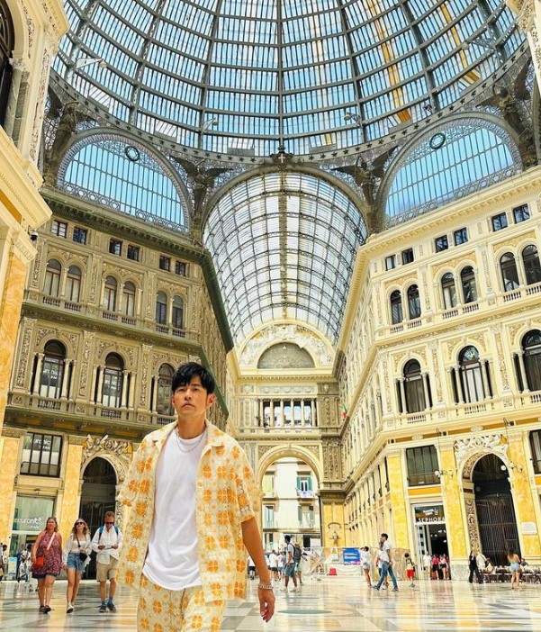 周杰倫演唱會奇事多！不只有粉絲場外分娩　她快生了還衝現場「雇2台救護車待命」