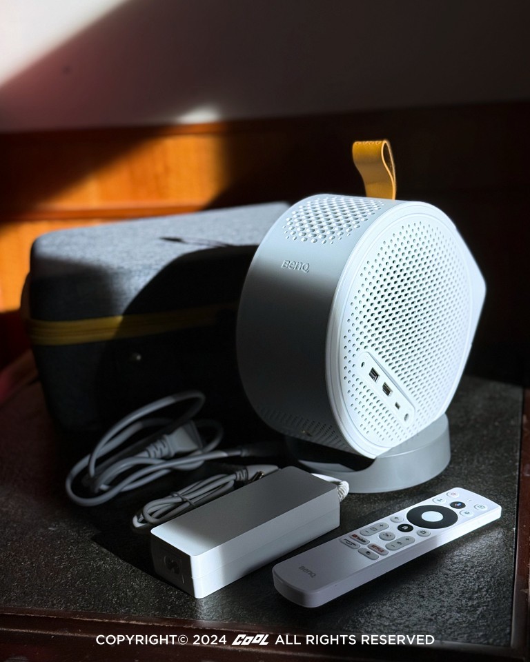 3C 潮好玩｜帶著「全球第一款為躺而生的投影機」BenQ GV50 度假去！360 度無死角、120 吋大畫面開箱