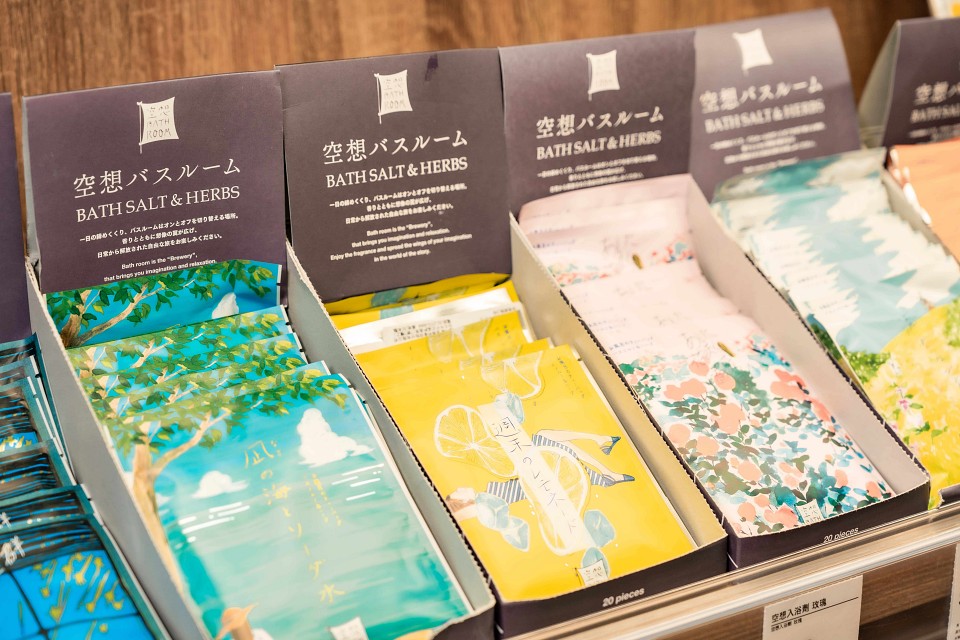 日系雜貨店 DECO HOME 海外首店在高雄！超過 2,000 款日本生活雜貨進駐，4 大亮點開逛前先掌握！