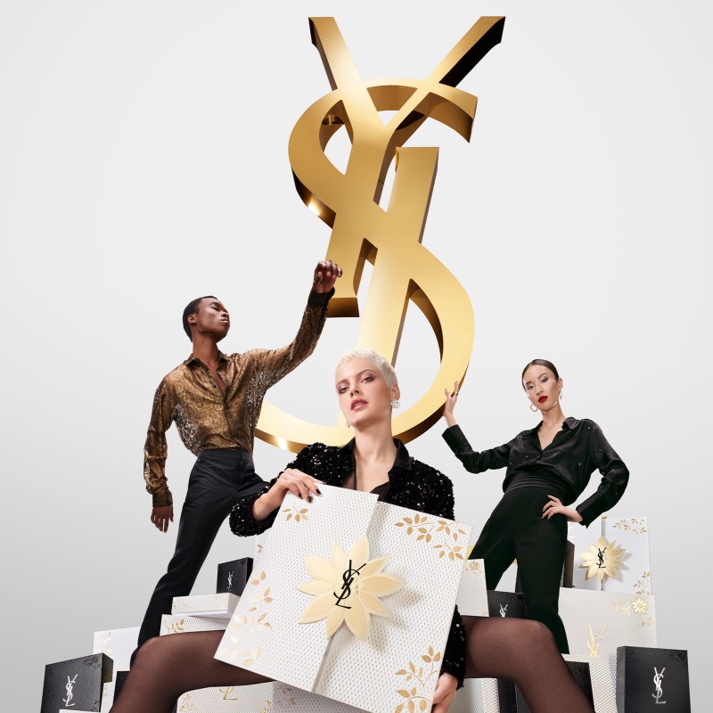 今年聖誕節就送這！YSL BEAUTY 金奢蕾絲聖誕限量系列登場！還有超限量好禮！