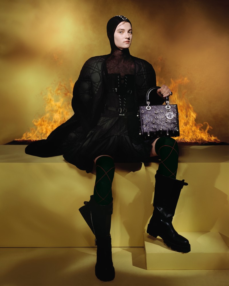 泰勒絲紅毯禮服就穿它！DIOR 2025 早春度假系列登場！