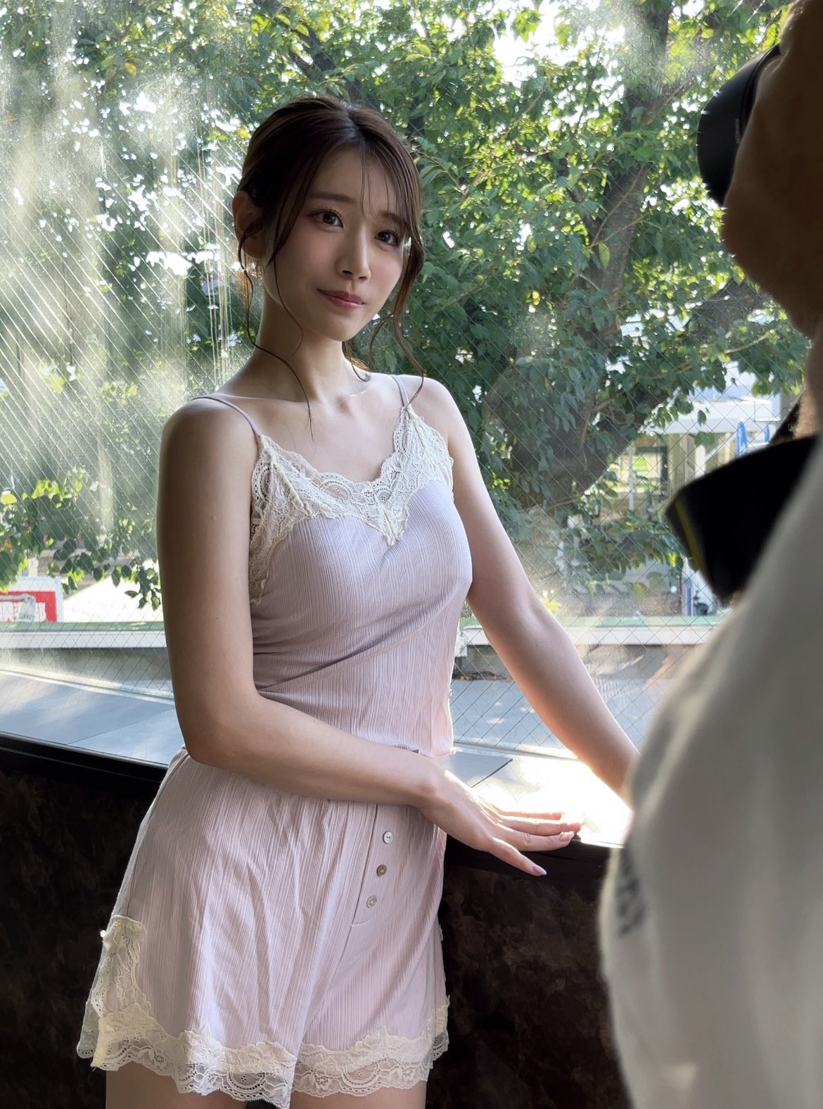 直髮、波浪都嘎嘎頂！河北彩伽 驚喜亮相「時尚捲髮」造型，吸引上萬網友朝聖直呼：太適合你